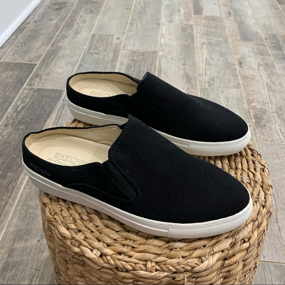 Skechers Air-Cooled Cushion Mules Slip On Shoes Women’s